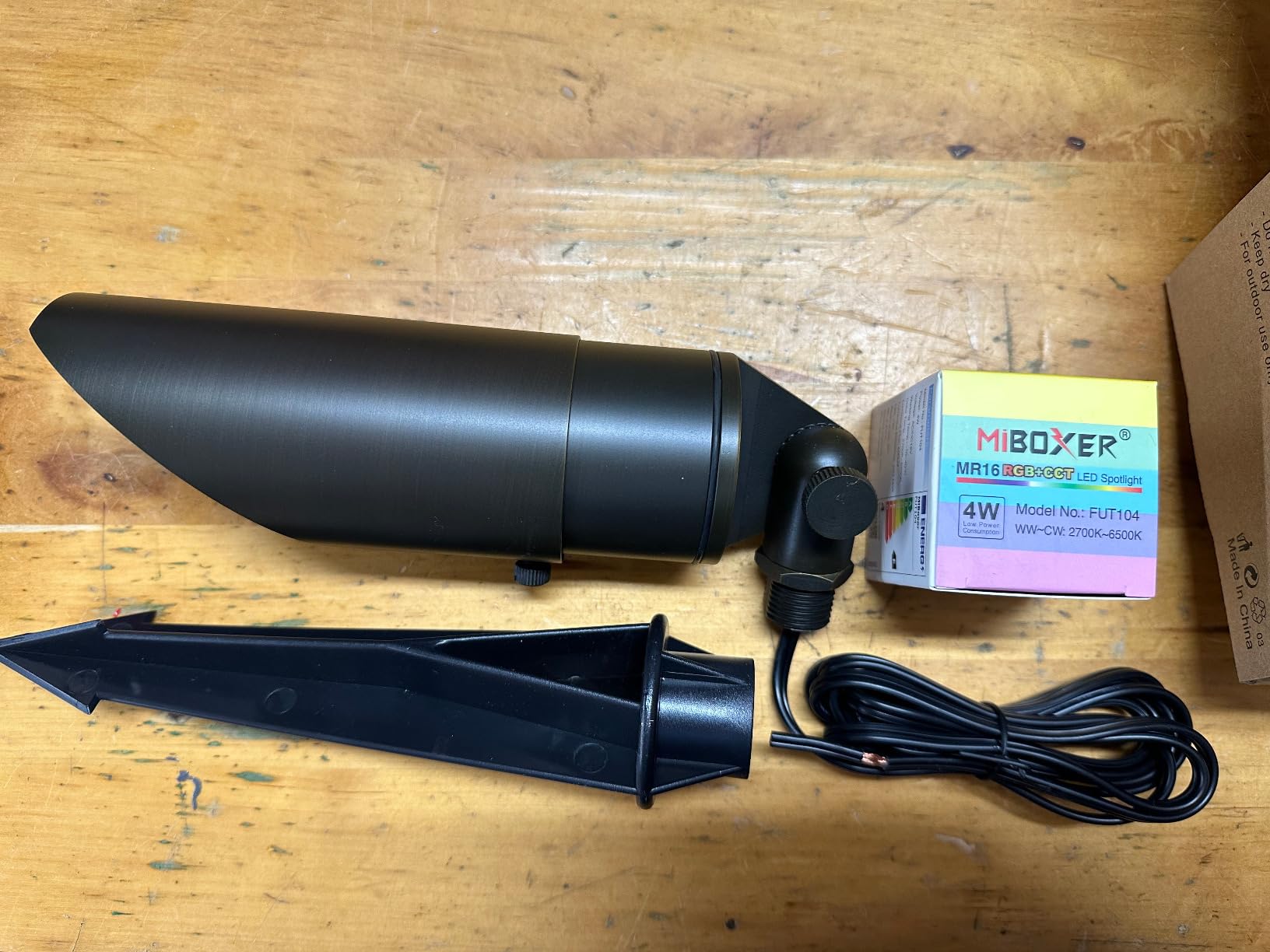 iYogaled RGB+CCT Low Voltage Landscape Lighting Kit, 12V Spotlight 4 Pack customer photo 1