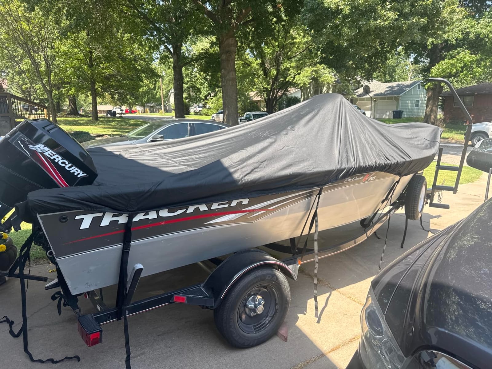 Boat Cover 14-16 ft, 1200D Waterproof V-Hull, Gray | Fits 14 foot 15ft 16 ft Bass Tracker Boat, Heavy Duty, UV & Tear-Resistant, Air Vents, 11 Straps & Motor Cover customer photo 2