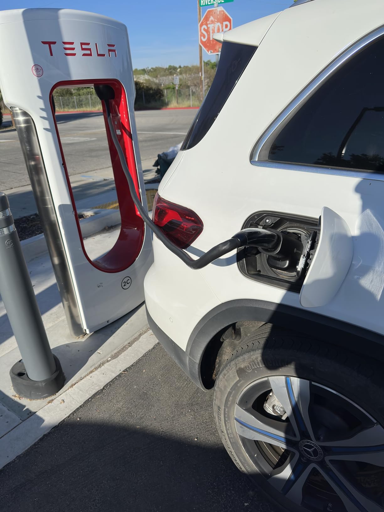 Lectron NACS to CCS Electric Vehicle Adapter - 500 Amps / 1,000V - Compatible with Tesla Superchargers - Fast Charge CCS1 EVs with Vortex Plug [Check with Your Automaker for Compatibility] customer photo 1