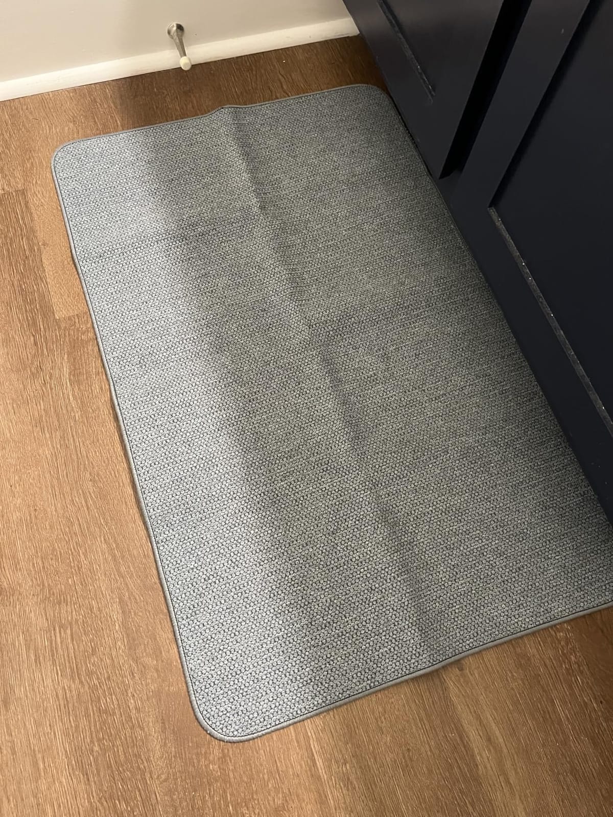 Bath Mat,Ultra Thin Bathroom Rugs,Rubber Bath Mats for Bathroom,No Slip Bath Rugs,Quick Dry,Machine Washable,Low Pile,Absorbent,Shower Outside,Sink,Home Decor Accessories.Grey,1'5