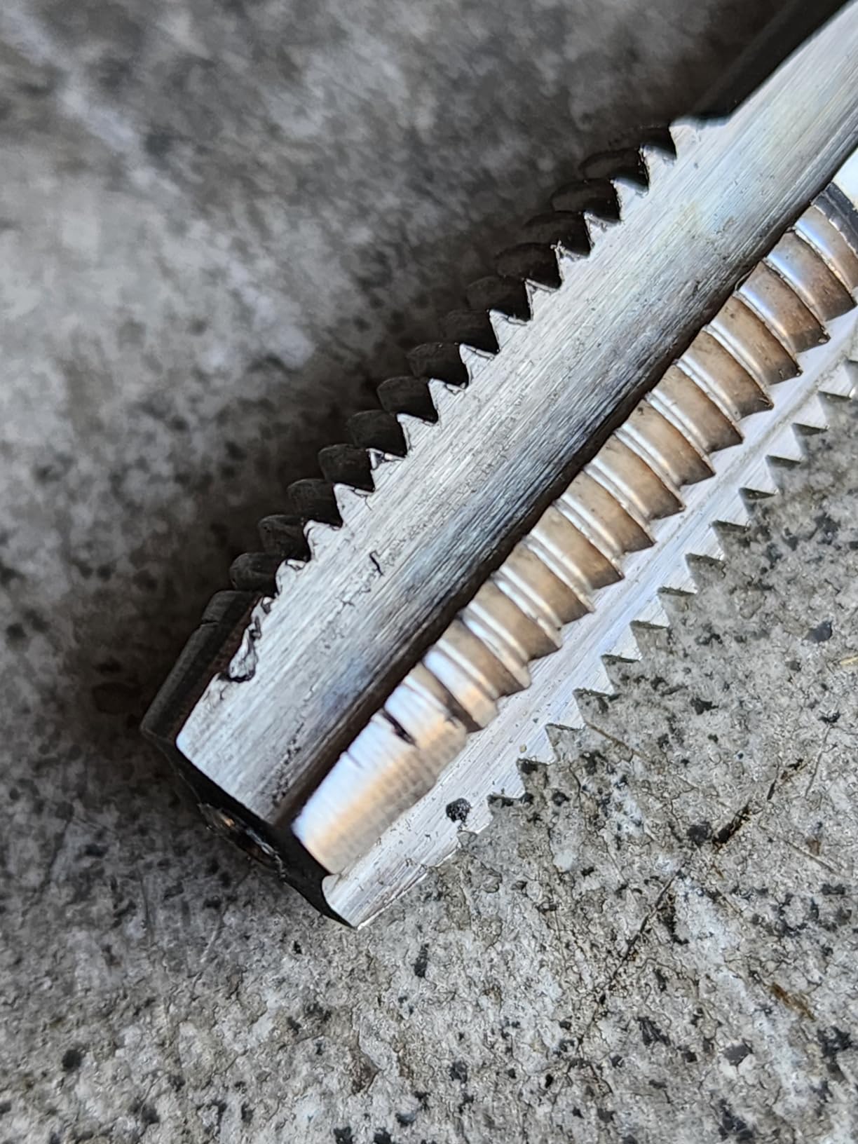 SEDY Helicoil Thread Repair Tool Kit: 320-Piece Metric SAE Heli Coil Rethreading Insert Drill Bits Spark Plug Automotive Engine Motor Stud Bolt Tap Universal Threaded Restorer customer photo 1