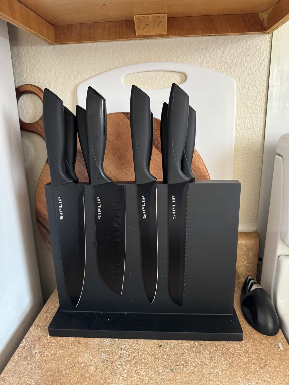Kitchen knife set with Magnetic knife holder, 15 pieces high carbon stainless steel sharp kitchen knife set including chef's knife, bread knife, serrated steak knife set customer photo 1