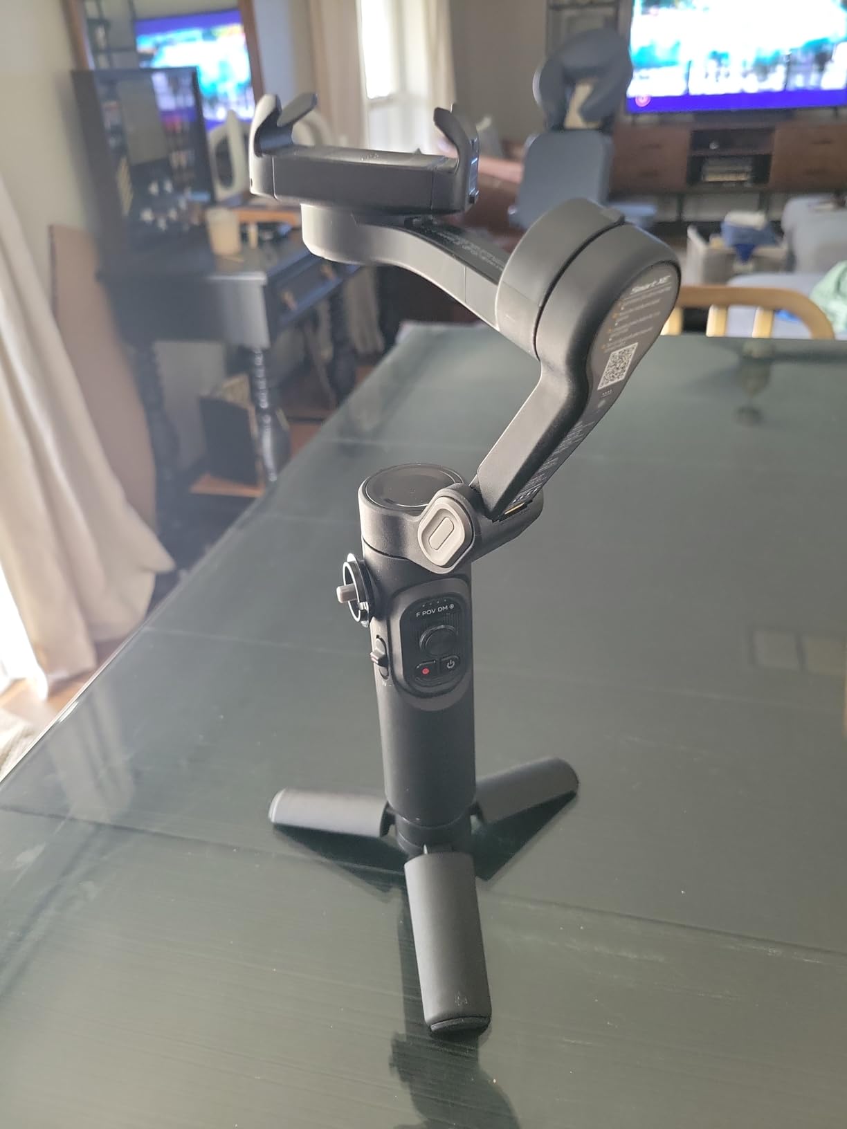 AOCHUAN Smart XE w/Focus/Object Track Gimbal Stabilizer for iPhone | Foldable Handheld Phone Stabilizer for Video Recording, 3-Axis Gimbal for iPhone 17 16 15 Pro Max, Face/Object Tracking in APP customer photo 1