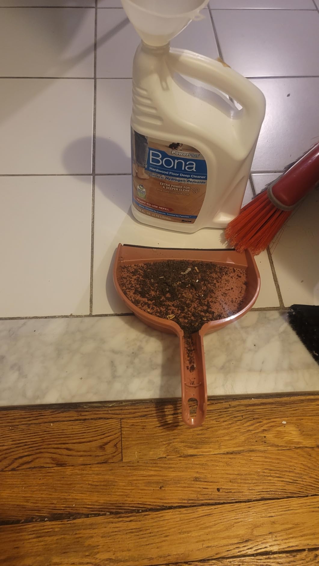Bona Hardwood Floor Cleaner Refill - 128 fl oz - Cedar Wood Scent customer photo 1