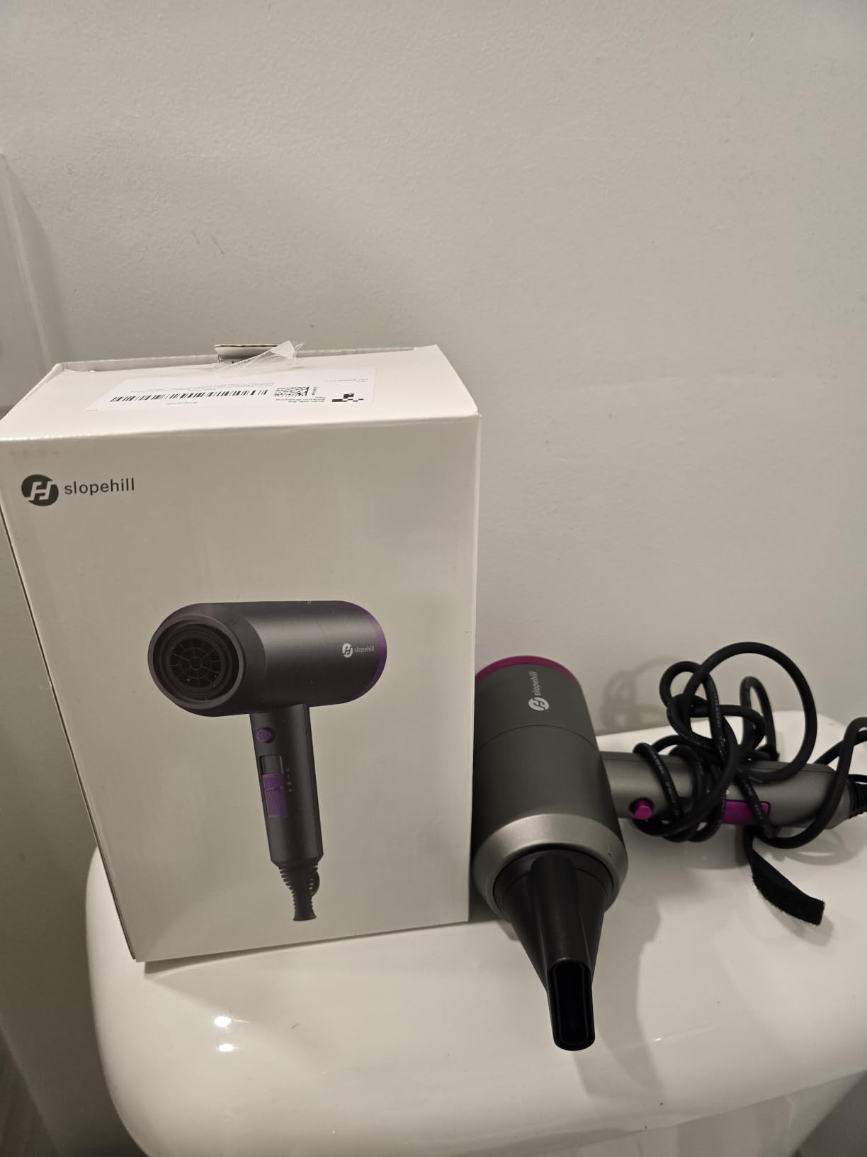 Slopehill Professional Ionic Hair Dryer, Powerful 1800W Fast Drying Low Noise Blow Dryer with 2 Concentrator Nozzle 1 Diffuser Attachments for Home Salon Travel (Matte Blue) customer photo 2