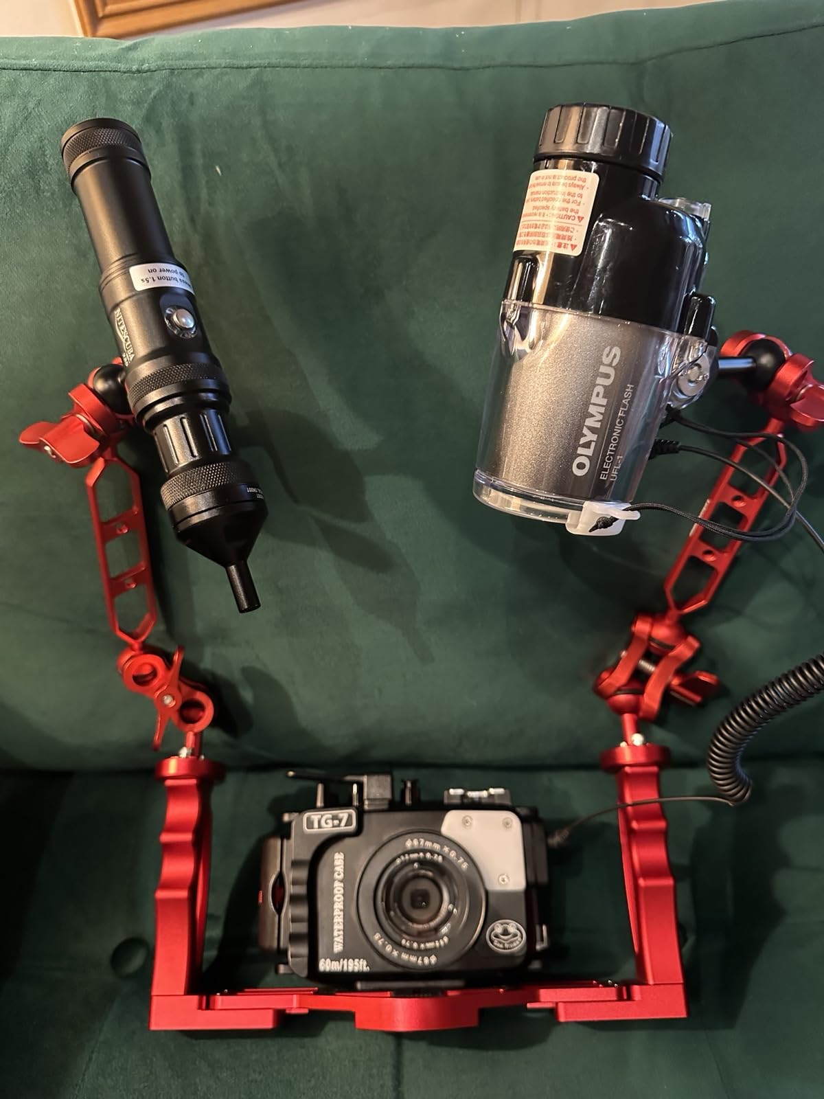 Seafrogs Underwater Housing for Olympus TG-7 with Filter 60M/195FT Black | Waterproof Scuba Dive Case, Leak Sensor customer photo 1