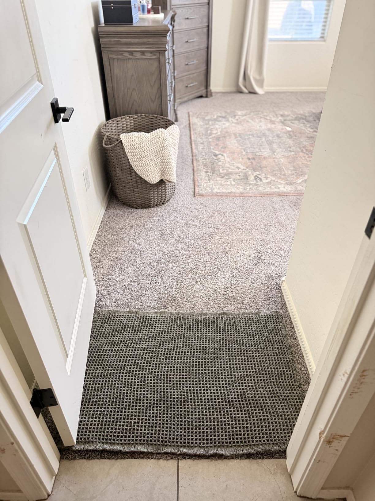 Upgraded Waffle Bath Mat Ultra Absorbent Non Slip Bathroom Mat, 17