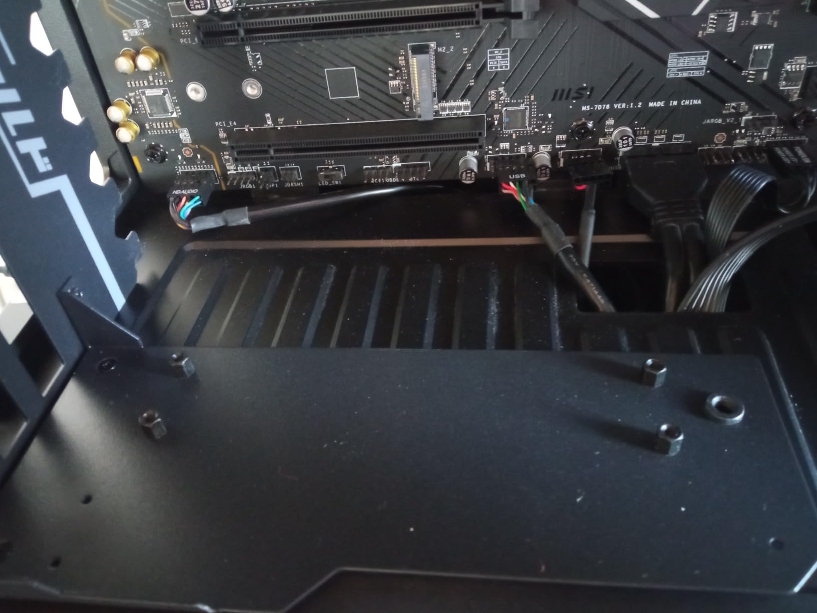 EZDIY-FAB Shield Vertical GPU Mount, 115mm PCIe 4.0 Riser Cable, Black customer photo 1