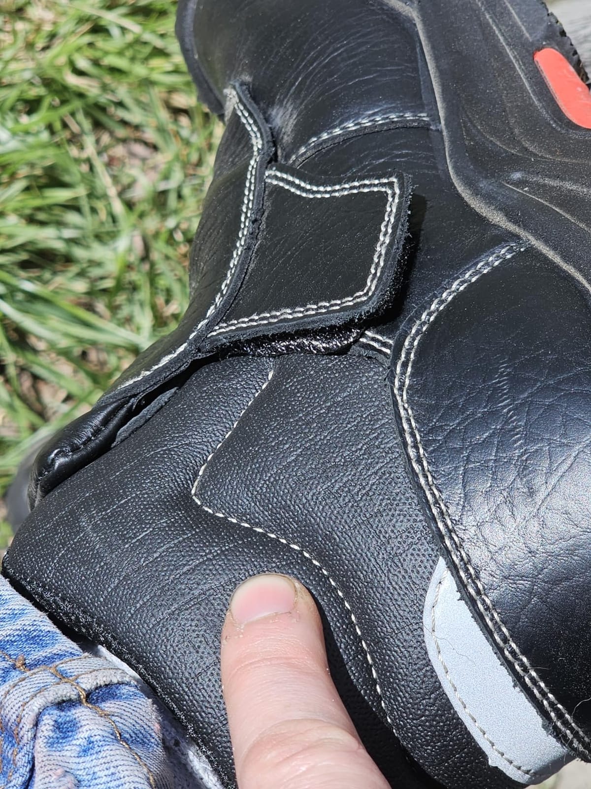 SAFETOE Welding Boots for Men - Composite Toe Safety Boot, Fire and 300 Heat Resistant, Welder Working Footwear customer photo 2