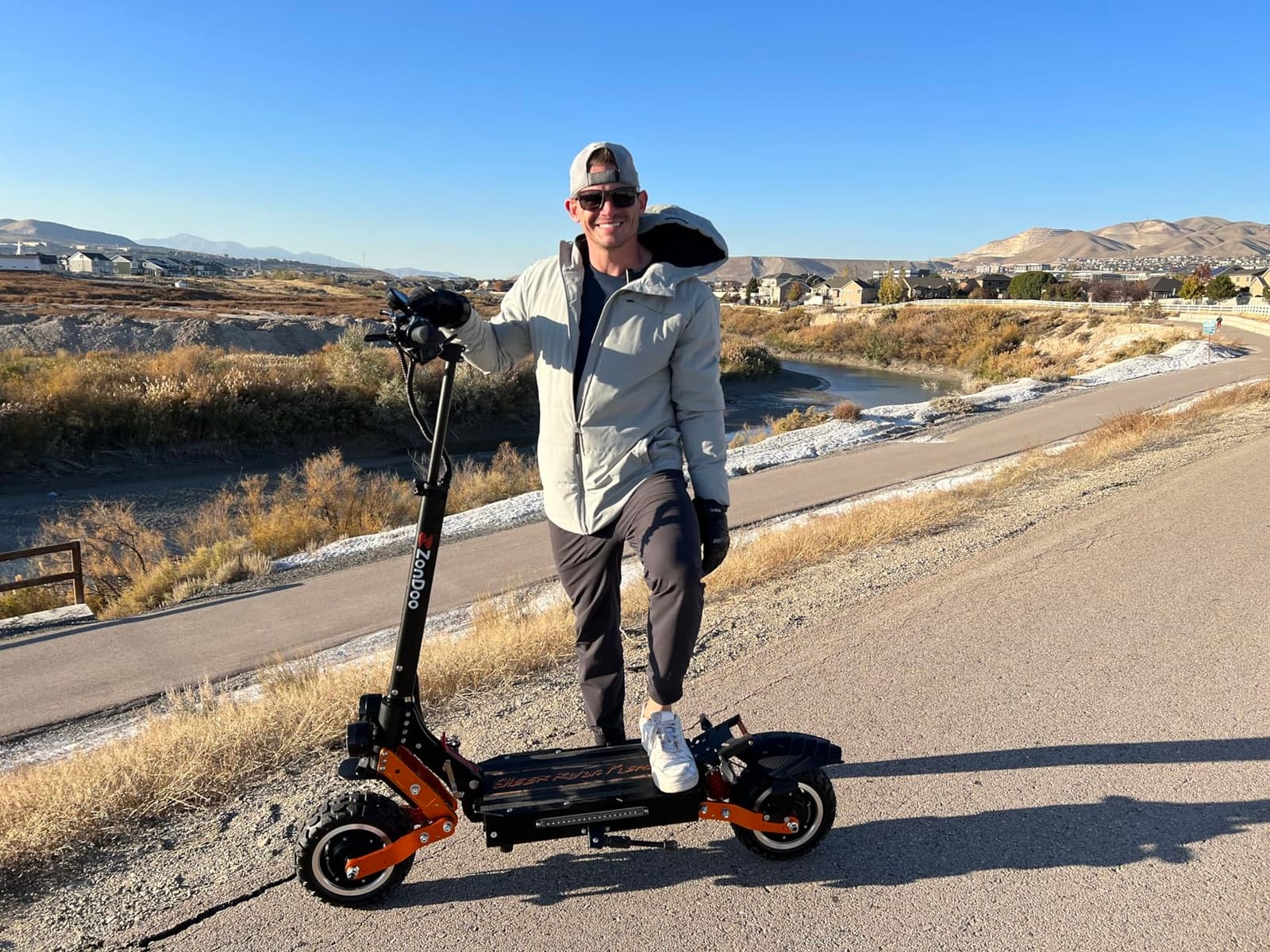 ZonDoo ZO03 Plus Electric Scooter Adults 55MPH Fast 6000W Dual Motors 60 Miles Long Range Off Road All Terrain Oil Hydraulic Brake Dual Suspension E Scooter with Seat & Damper customer photo 2