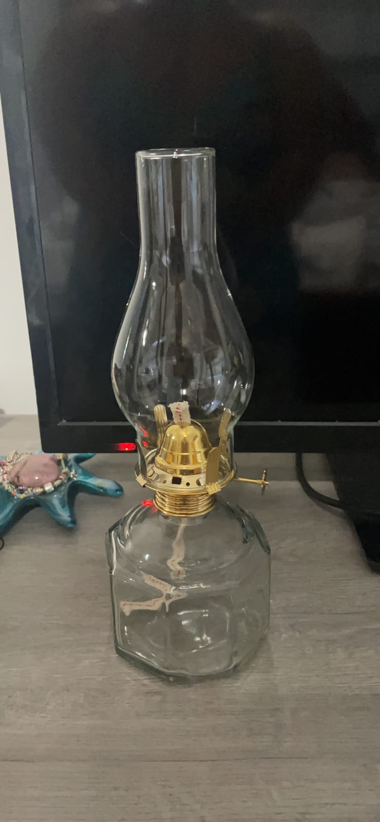 2 Pack Large Oil Lamp Vintage Glass Kerosene Lamp Antique Black Oil Lamps for Indoor Use Emergency Lighting Rustic Hurricane Lamp Clear Chamber Oil Lantern 12.5 Inch customer photo 1