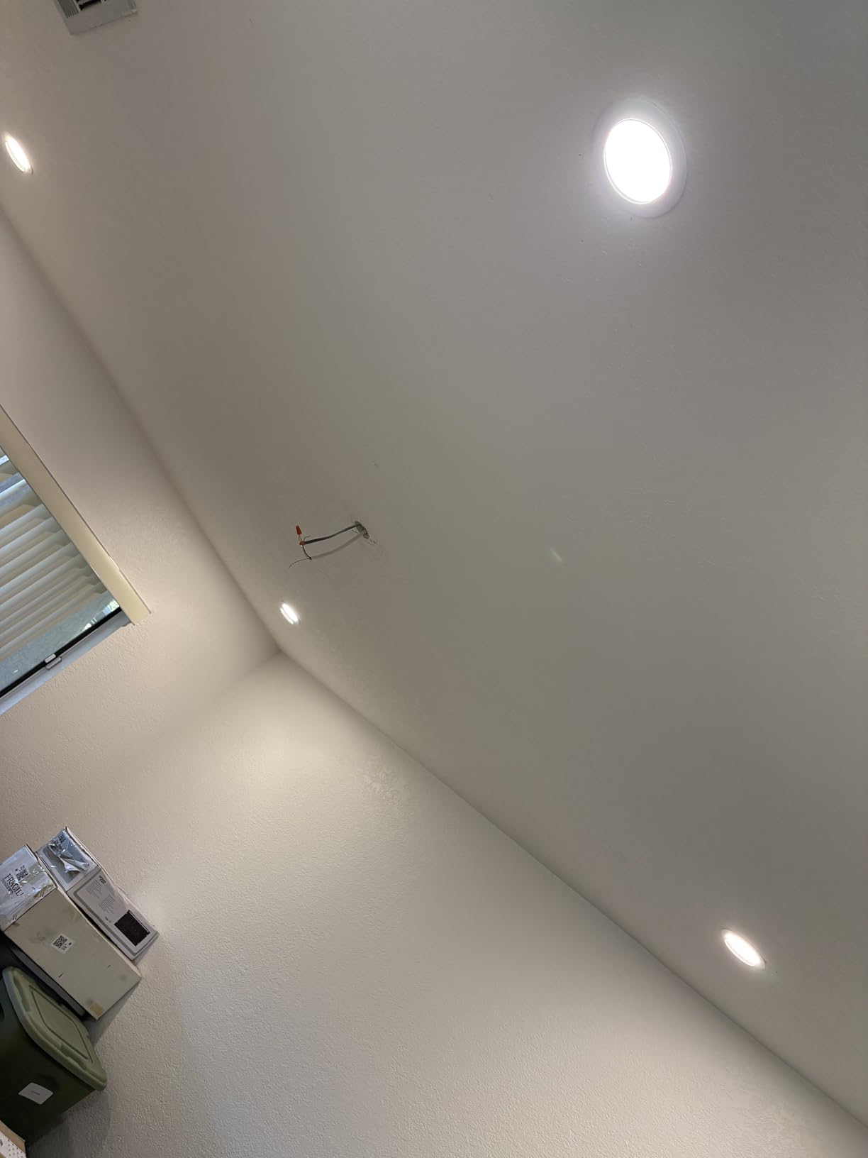 DAMINY 12 Pack 6 Inch LED Recessed Lighting, Canless Wafer Downlight | 5CCT, Ultra-Thin Recessed Light with Junction Box, Dimmable, 10W 1100LM 120V, IC&Damp Rated customer photo 1