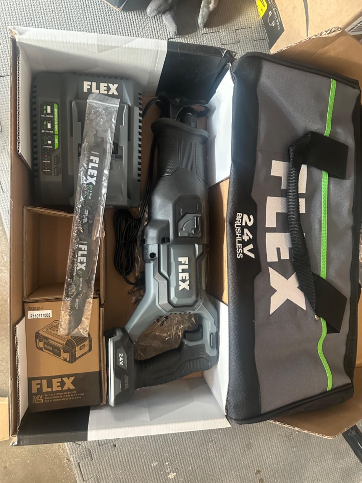 FLEX 24V Brushless Cordless Reciprocating Saw Kit with 5.0Ah Lithium Battery and 160W Fast Charger - FX2271-1C customer photo 1