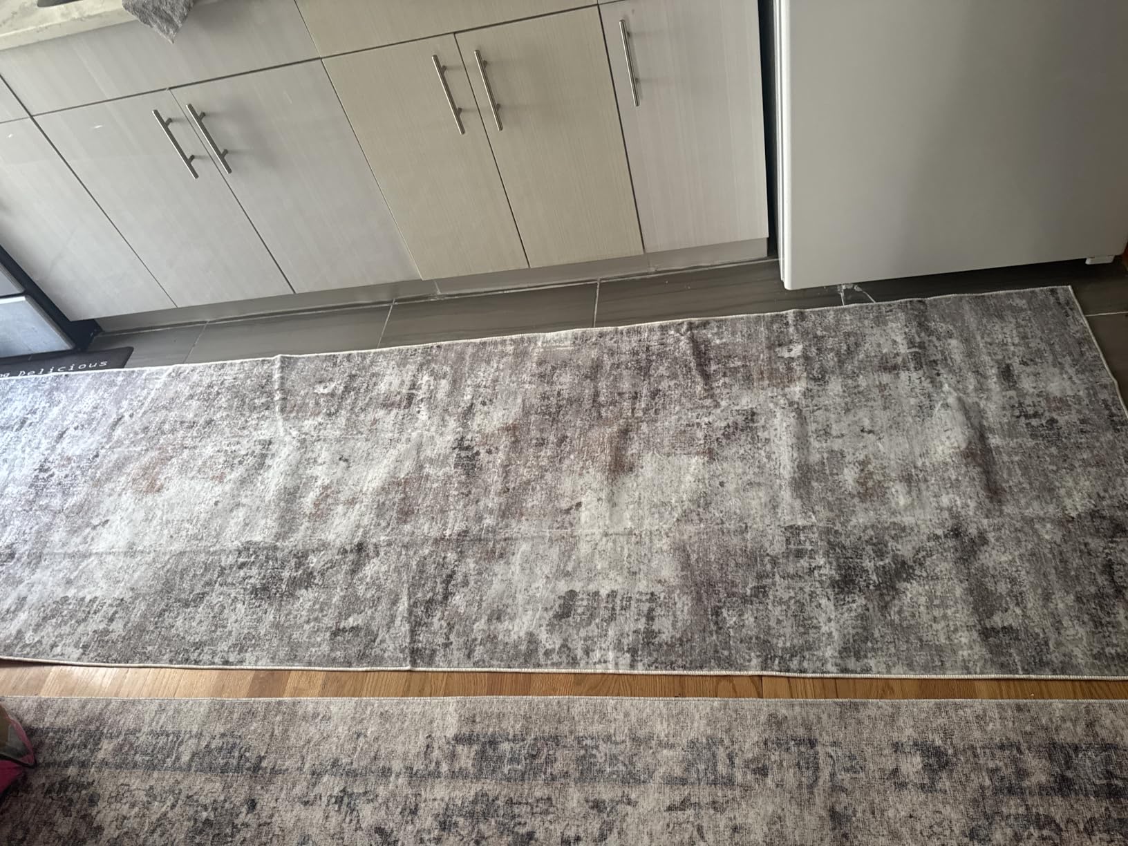 5x7 Non-Slip Machine Washable Area Rug - Modern Abstract Neutral Carpet for Living Room, Bedroom, Kitchen, Dining Room, Office - Soft Low Pile Stain-Resistant Rug with Rubber Backing (Beige, Grey) customer photo 2