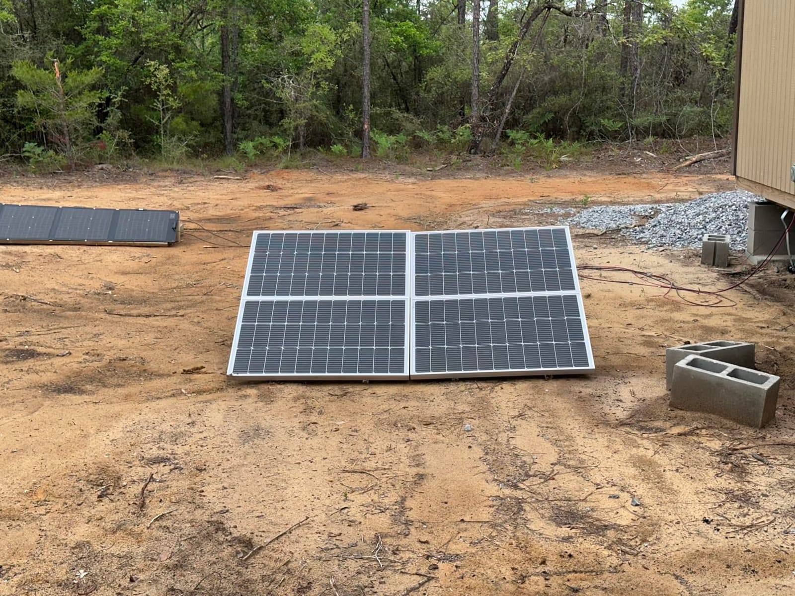 ECO-WORTHY 400W Solar Panels N-Type 4pcs 100 Watt 18V Monocrystalline customer photo 2