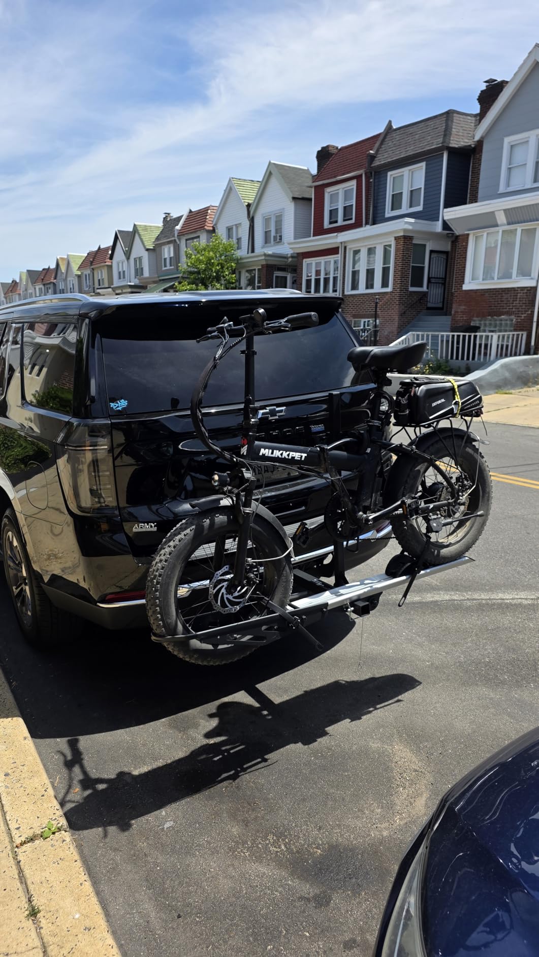 Young Hitch Mount Single Bike Rack with Ramp, 100 lbs Capacity customer photo 1