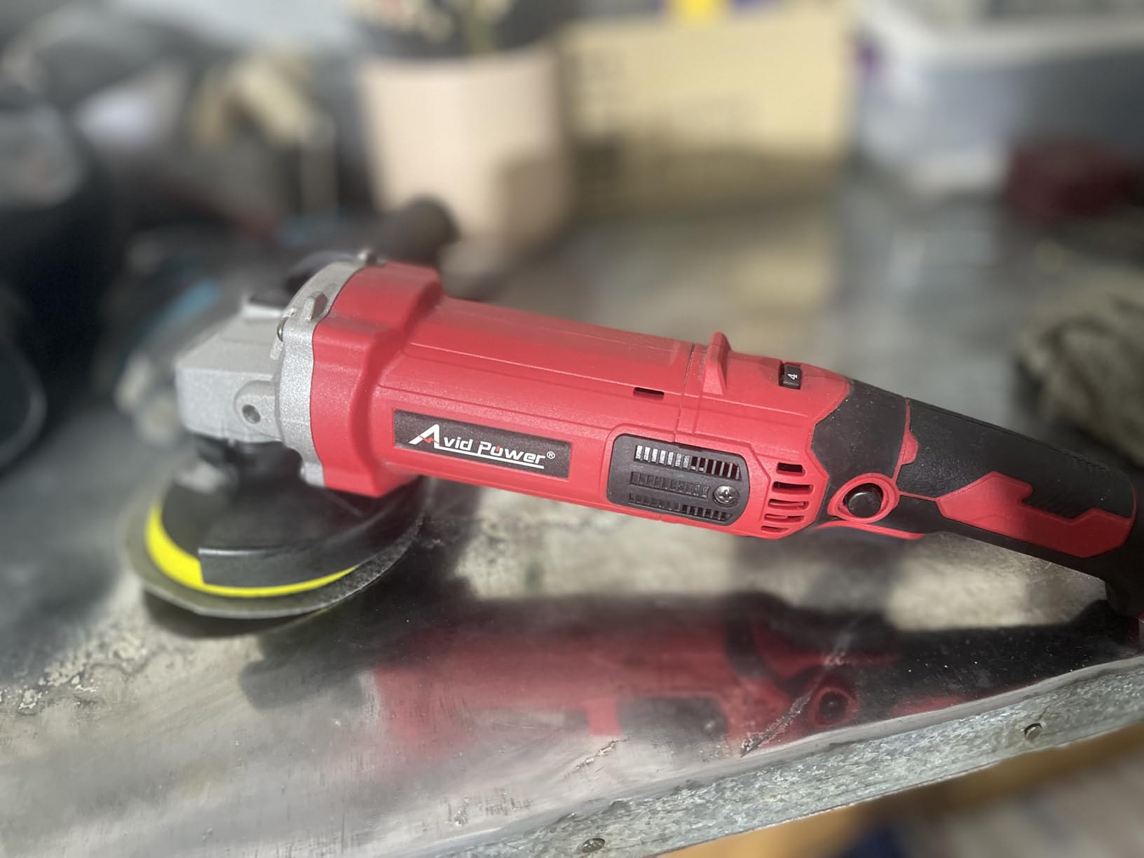 AVID POWER Angle Grinder 4-1/2 Inch 8.0 Amp 1000W Electric Grinder Tool 7-Variable-Speed Metal Grinder, 11,500 RPM, Paddle Switch with Lock-on Button, Cutting & Grinding Wheels and Side Handle - Red customer photo 2