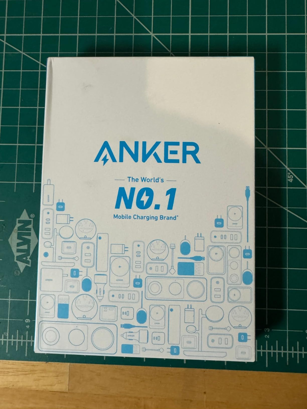 Anker 7-in-1 USB-C Hub, Dual Monitor USB C Docking Station customer photo 1