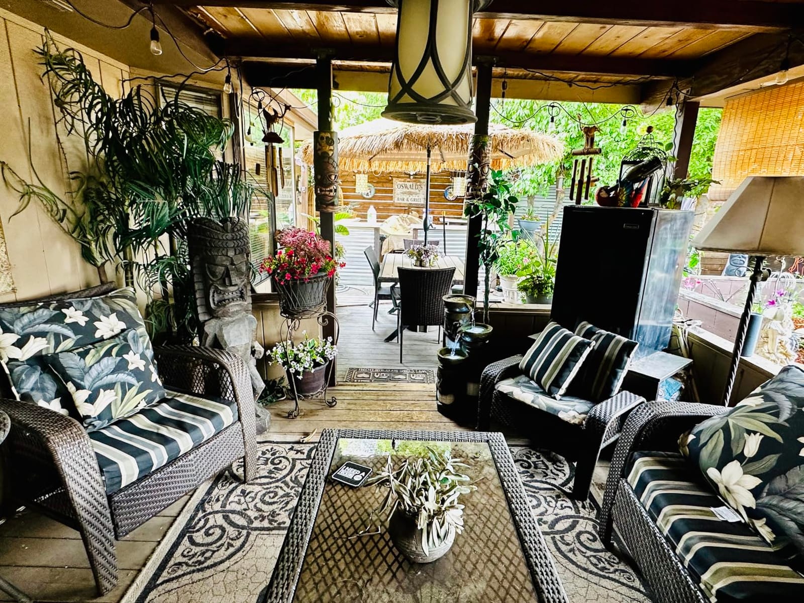 RELAX4LIFE 5-Pcs Outdoor Bar Set, Wicker Bar Height Outdoor Table & Chairs, High Top Patio Bar Set w/ Hidden Storage Shelf, 4 Bar Stools with Removable Cushions for Backyard Poolside Garden (White-Grey) customer photo 1