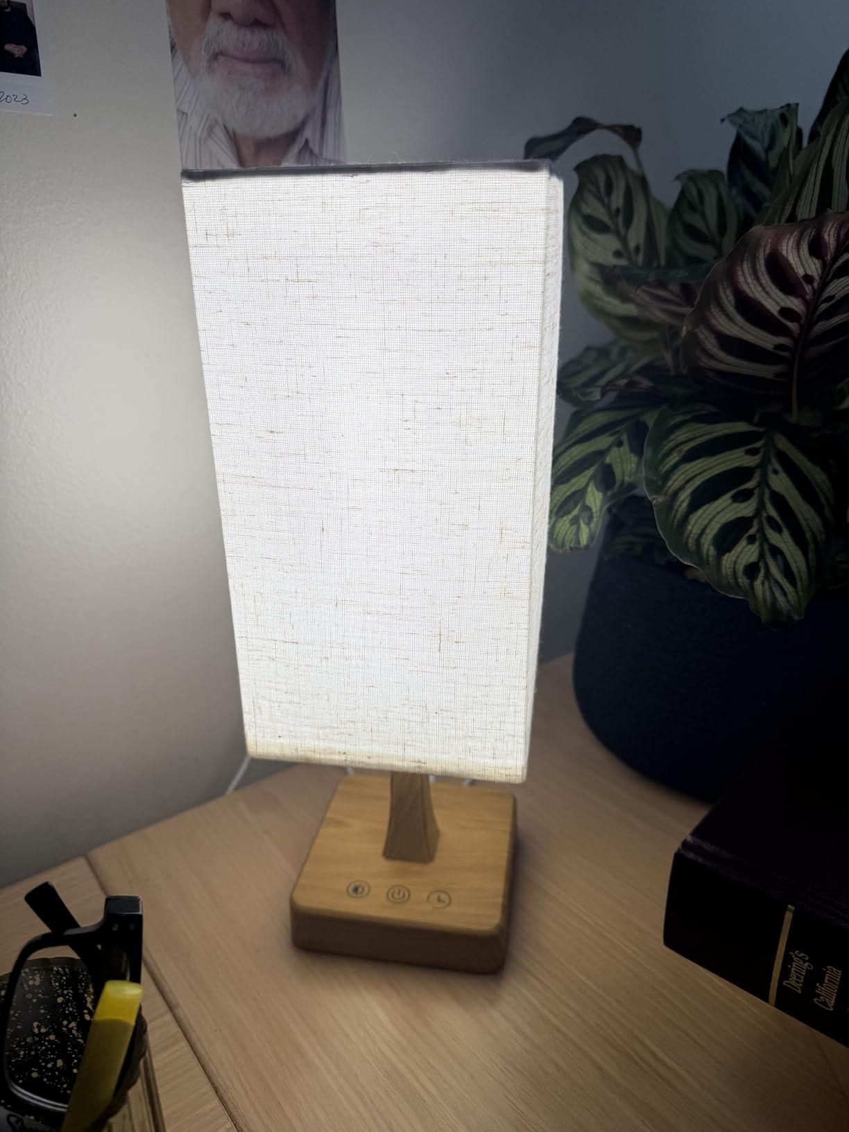 Light Therapy Lamp 10000 Lux Therapy Light with Remote, Upgrade Size, 3 Color Temperatures, 5 Brightness Level Full Spectrum Sunlight Lamp with USB C & A Ports Home/Office Use As Lift Mood, Grain, 24W customer photo 2