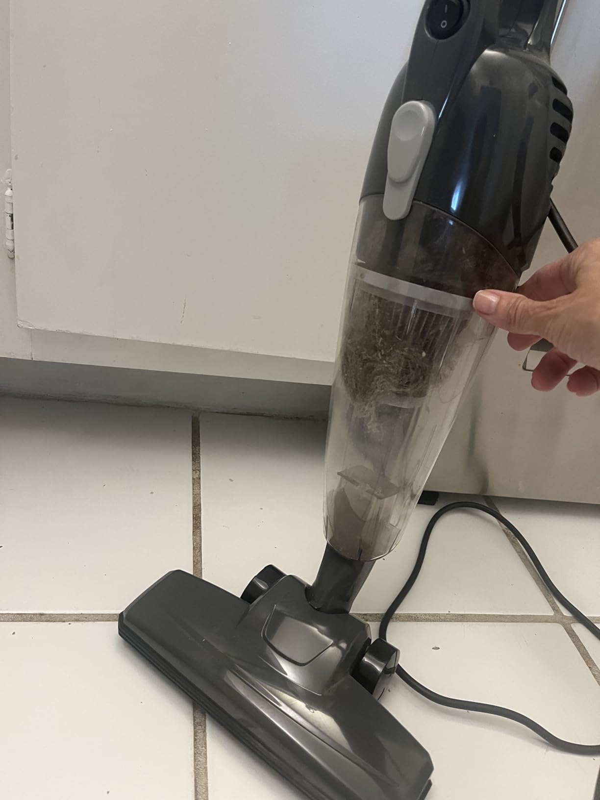 Amazon Basics 2-in-1 Corded Stick Vacuum Cleaner, Converts to Handheld, Lightweight (3.9 LBS), with Washable Filter, Crevice Tools, 0.5L Dust Cup, Self-Standing, 19.7-Ft Cord, 300W, Black customer photo 1