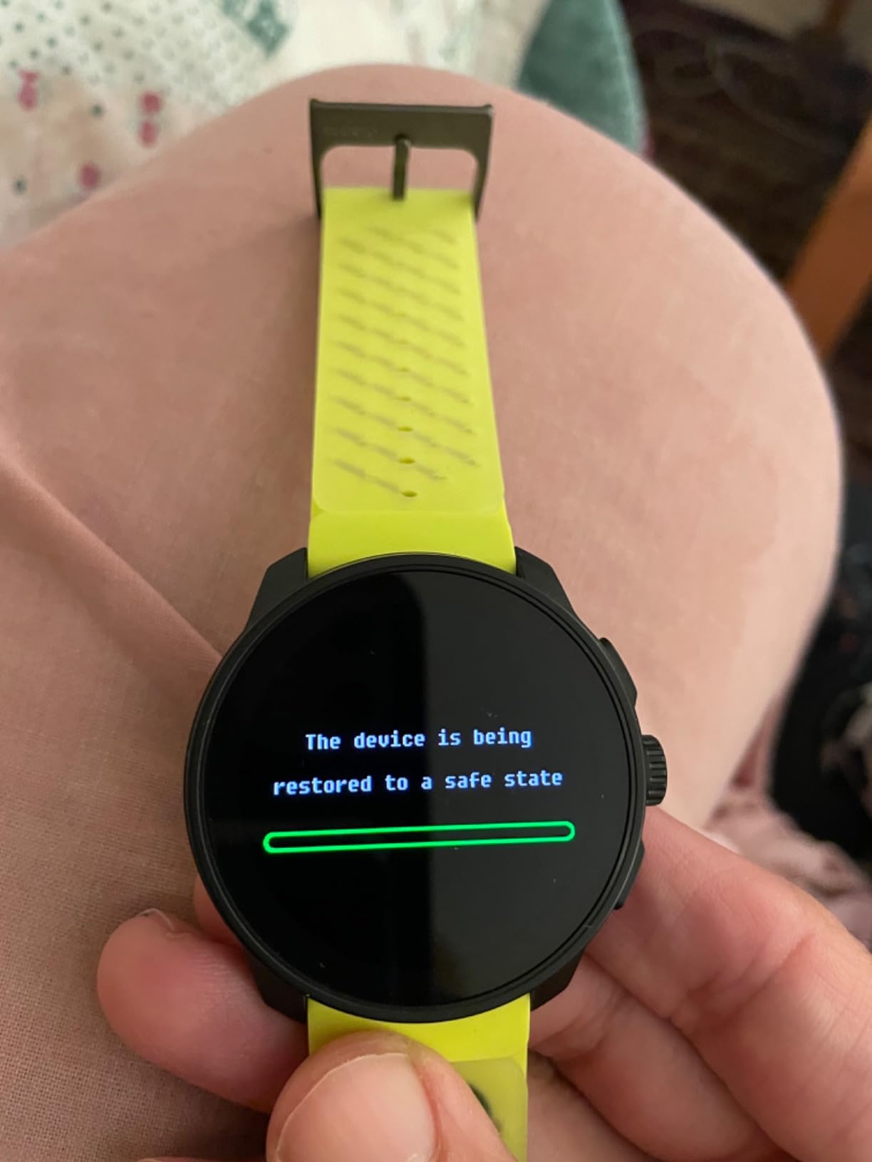 SUUNTO Race S GPS Sports Watch, 1.32” AMOLED 95+ Sports Modes, Powder Gray customer photo 2