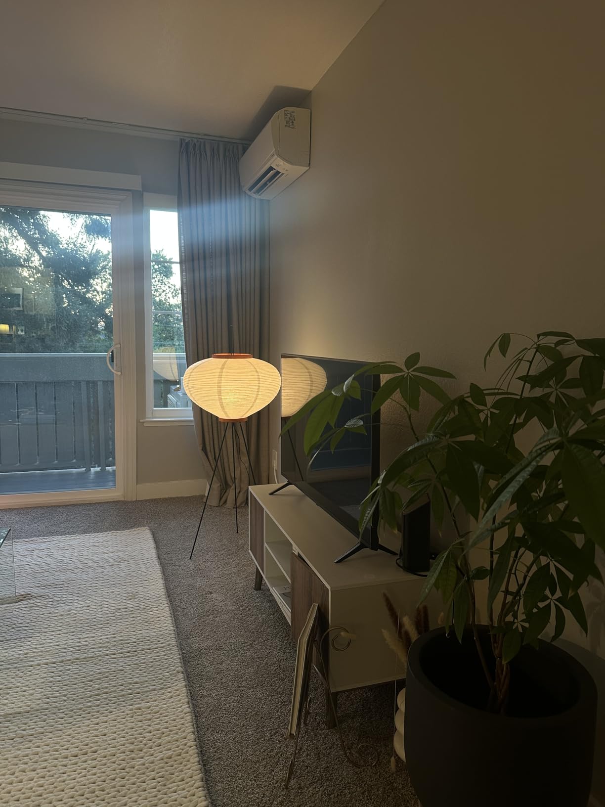 Noguchi Style Akari Floor Lamp, Rice Paper Lantern for Establishing A Warm and Cozy Ambiance in Any Room (Cloud), Japanses Floor Lamp customer photo 2