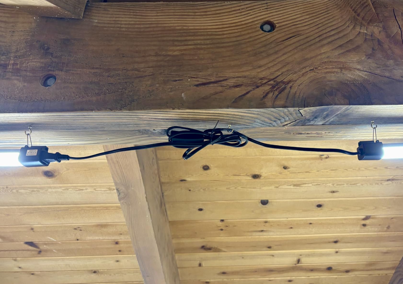 Quarterback 4FT LED Shop Light 40W Strip Work Compact Slim with Inline Switch Daylight White 5000K for Garage Workshop Basement customer photo 2