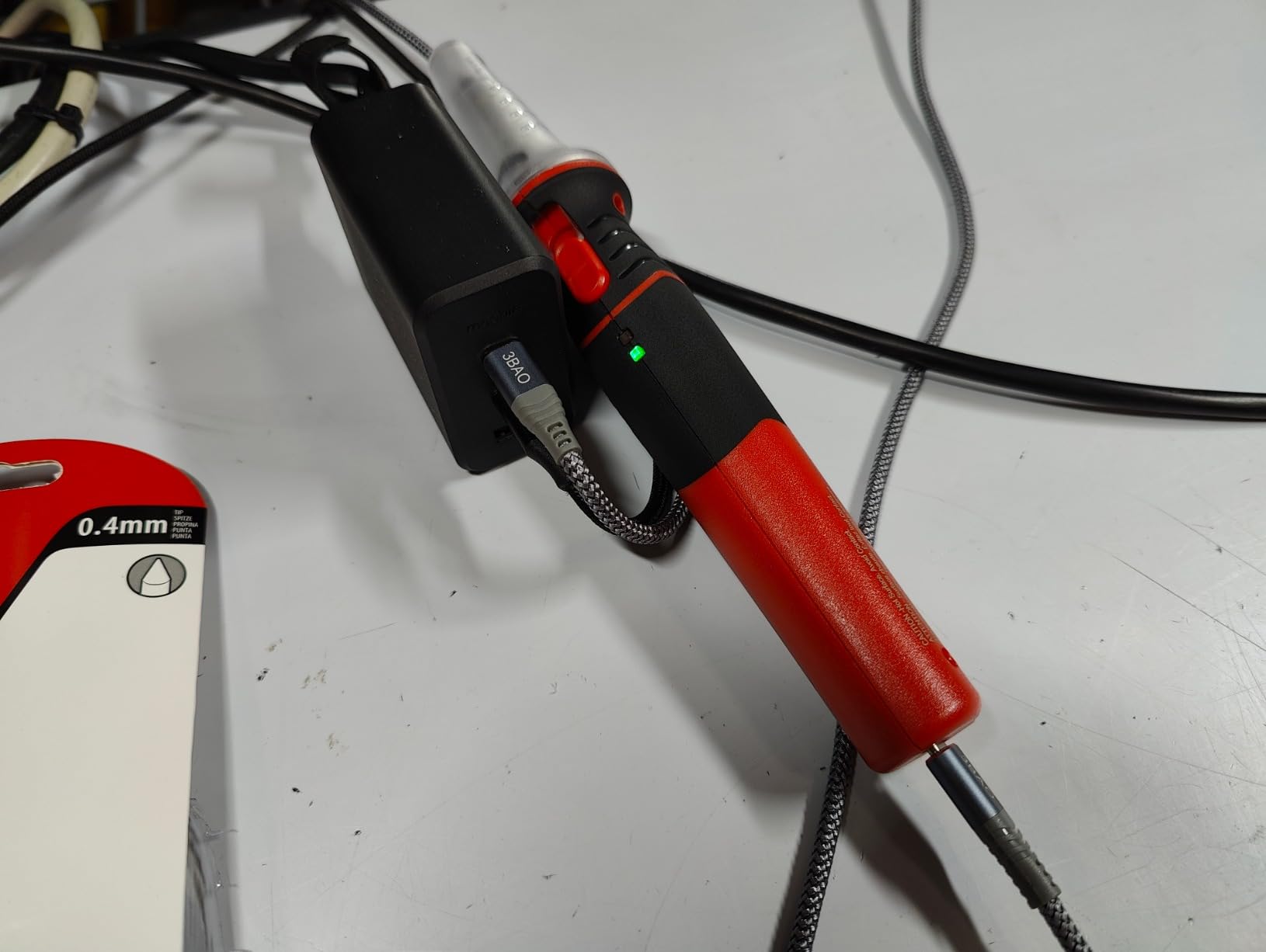 Weller 12W Cordless Rechargeable Solder Iron with Li-Ion Battery | WLBRK12N customer photo 1