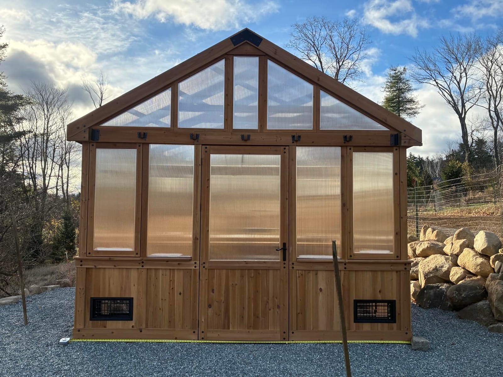Backyard Discovery Bellerose XL 13' x 11' Cedar Wood and Polycarbonate Walk-in Greenhouse Kit with Pergola, Exhaust Fan, Windows, Hose Hook-Ups, PowerPort, Staging Shelves for Outdoor Gardening customer photo 1