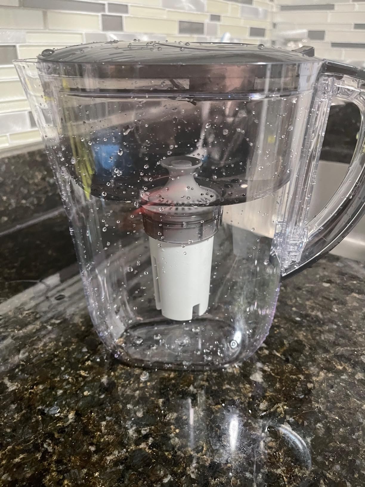 Brita Small 6 Cup Water Filter Pitcher, 1 BritaPlus Filter, Metro, Black | WQA and NSF/ANSI Certified, Reduces Chlorine, Copper, Mercury & Cadmium, Lasts 2 Months, Household Essential customer photo 2