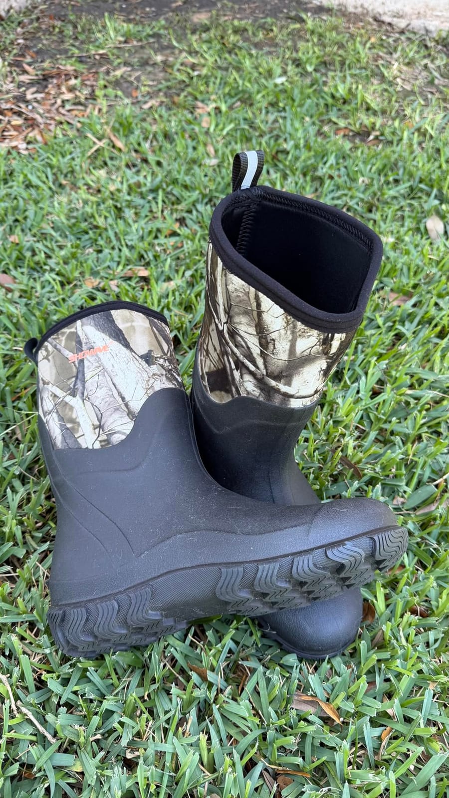Showave Classic Men's Rubber Boots Waterproof Rain Boots Insulated Neoprene Boot Mud Boot for Farming Hunting Gardening Yard Chore Working customer photo 1