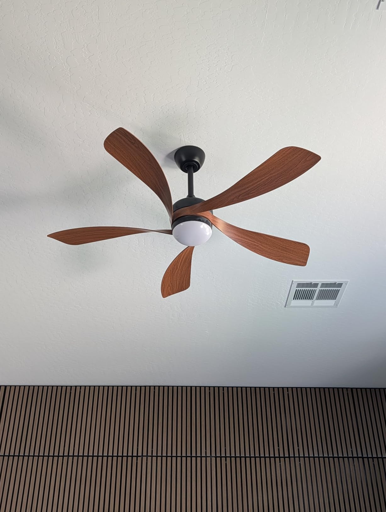 Sofucor 52 Inch Ceiling Fan with Light, 5 ABS Blades customer photo 1