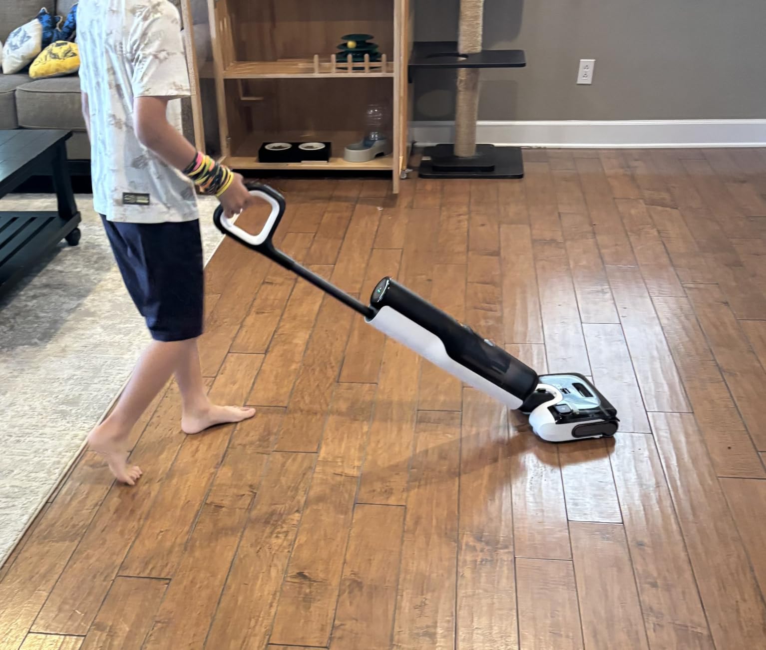 roborock F25 XT Wet Dry Vacuum Mop, Cordless Vacuum Cleaner, APP Control | Self-Propelled Assist Wheels, Auto Detergent Dispenser, 194°F Self-Cleaning, 5min Hot Air Drying, 180° Lie-Flat for Hardfloor customer photo 1