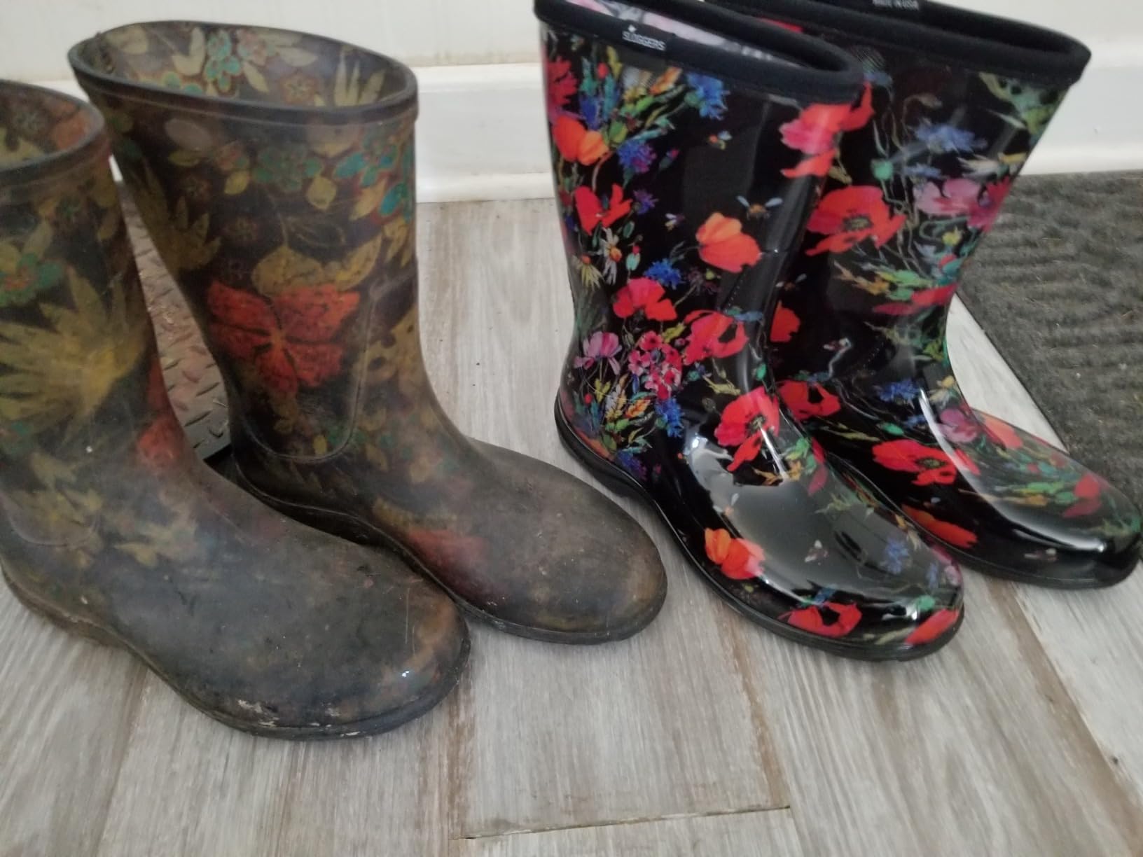 Sloggers Waterproof Garden Rain Boots for Women - Cute MidCalf Boots customer photo 2