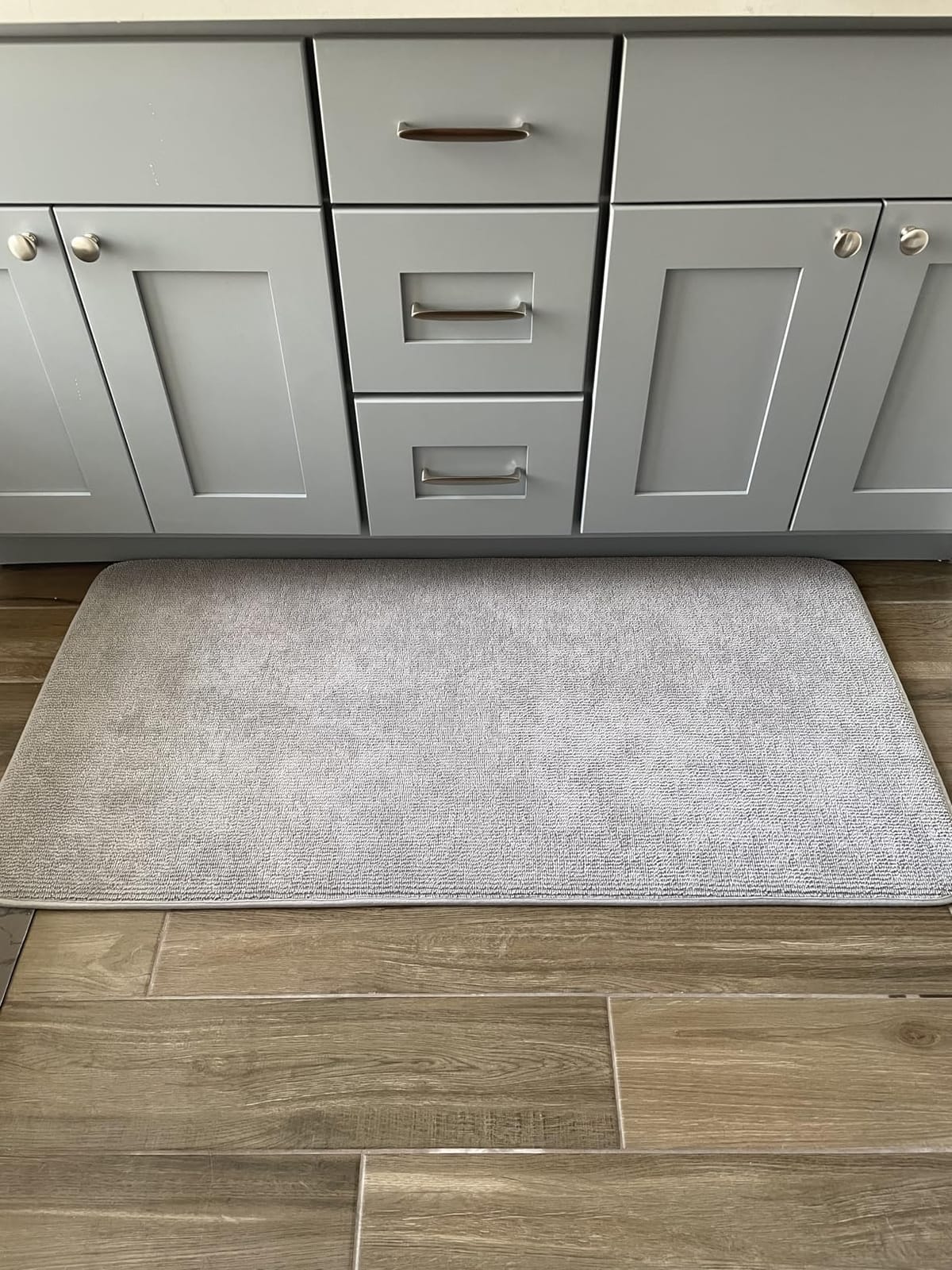 OLANLY Thick Memory Foam Bathroom Rugs 30x20, Soft Absorbent Bath Mat, Grey | Quick Dry Bath Rugs, Non-Slip Carpet, Machine Washable Mats for Bathroom Floor, Tub and Shower, Home Decor Accessories customer photo 2