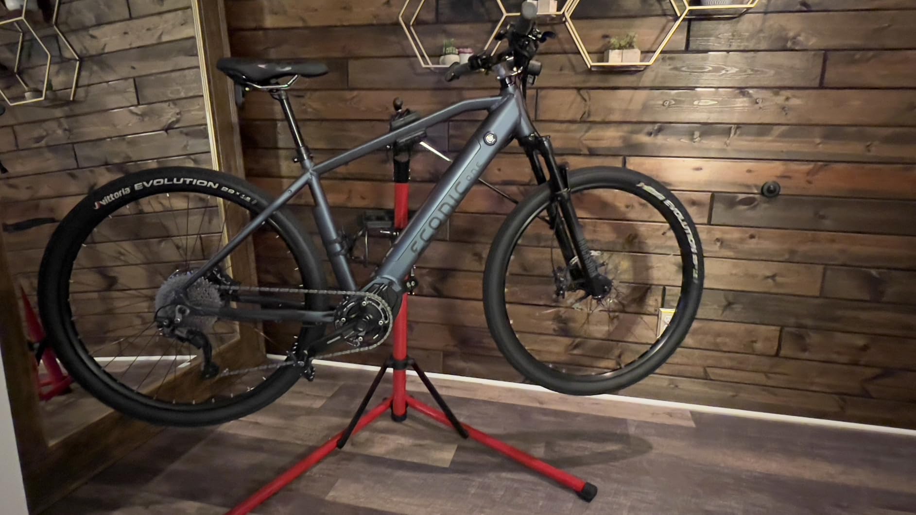 E-Bike Repair Stand, 110 LBS Heavy Duty Bicycle Maintenance Workstand customer photo 1