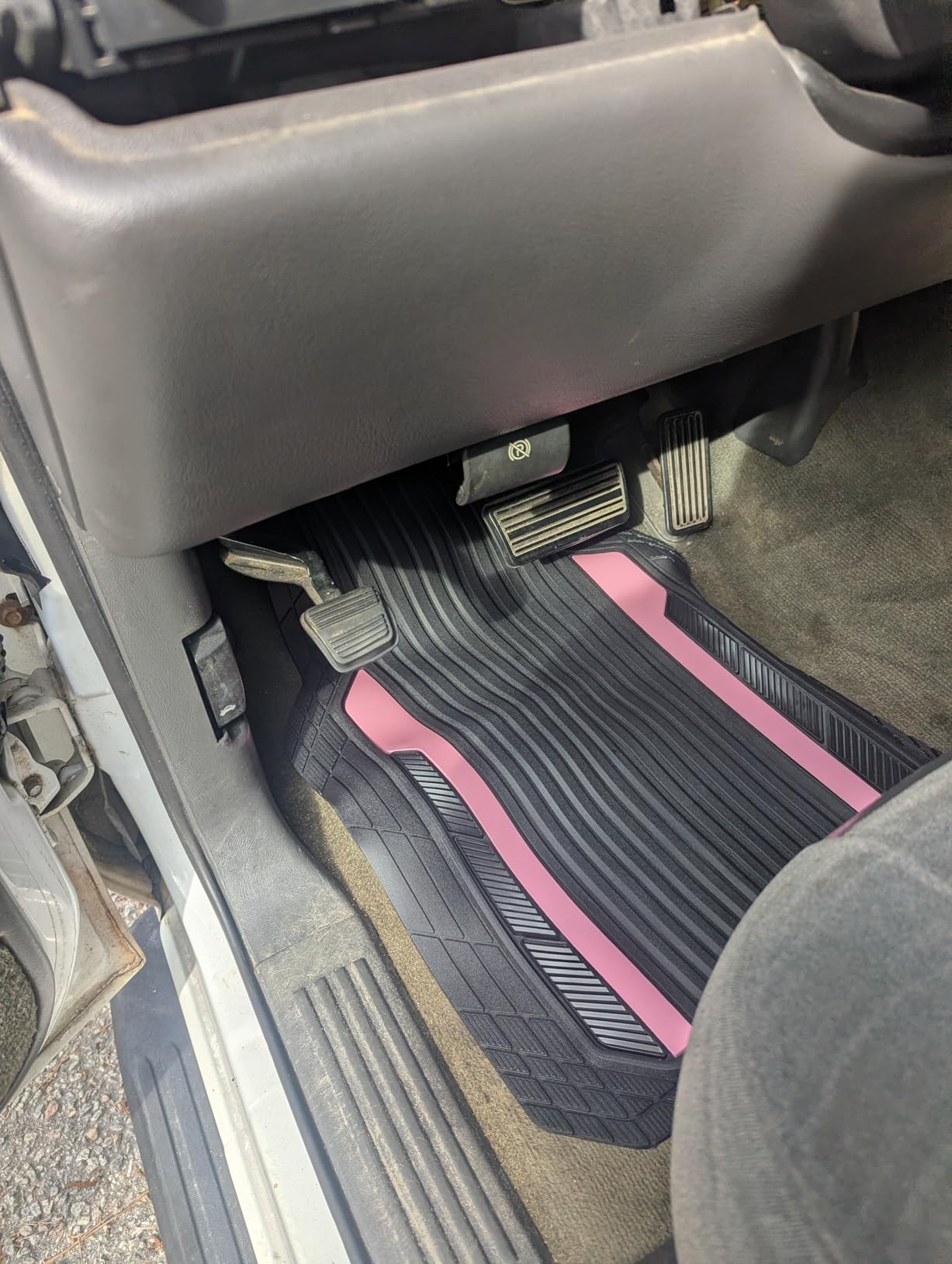 CAR PASS Heavy Duty Rubber Car Mats Metallic, Aluminum Film All Weather Floor Mats Waterproof Universal Trim to Fit Automotive SUV Sedan Van 4 Piece Anodized Deep Dish Two-Tone Sporty Black Red Chrome customer photo 1
