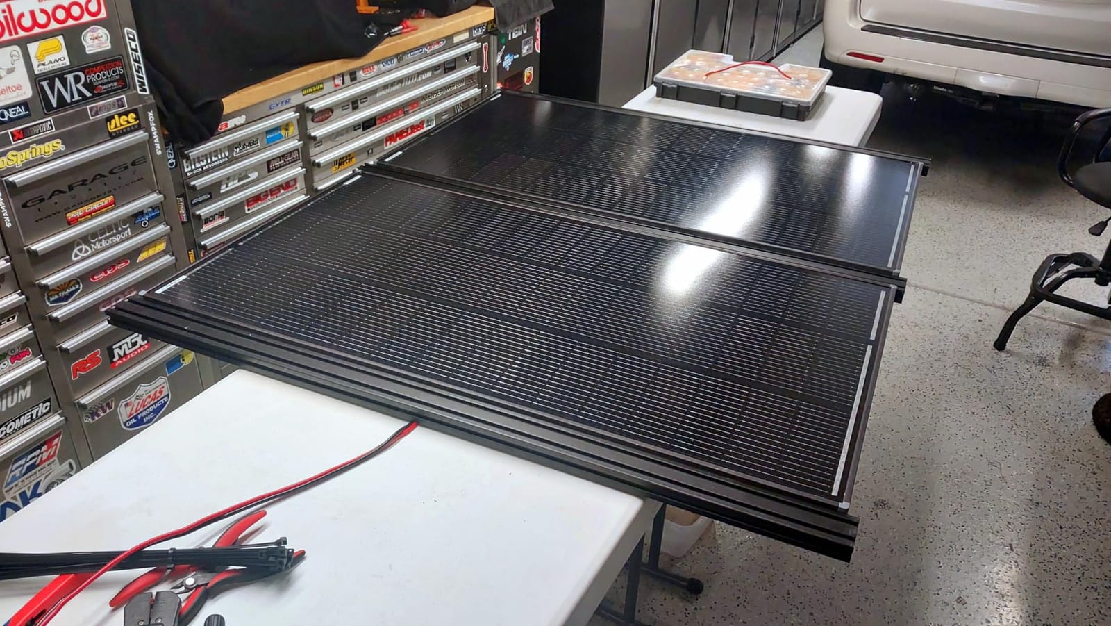 Renogy ShadowFlux Solar Panel 200 Watt, N-Type 25% High-Efficiency customer photo 1