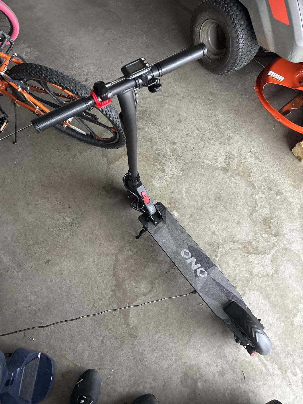 QnQ Electric Scooter 500W Peak Motor, 12 Miles Range & 15 MPH, 8