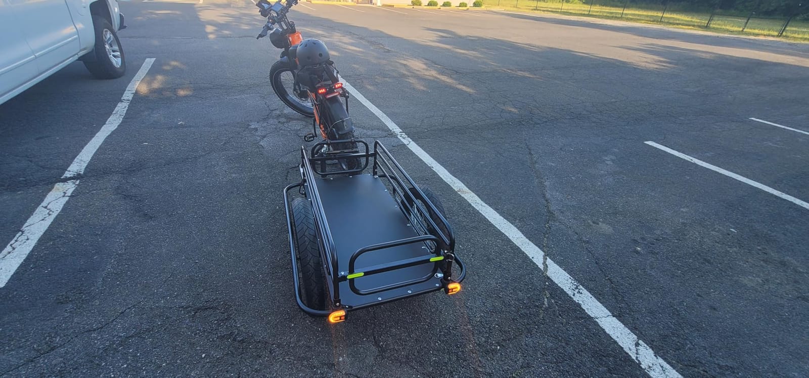 VEVOR Bike Cargo Trailer, 70/275 lbs Load Capacity with Universal Hitch customer photo 1