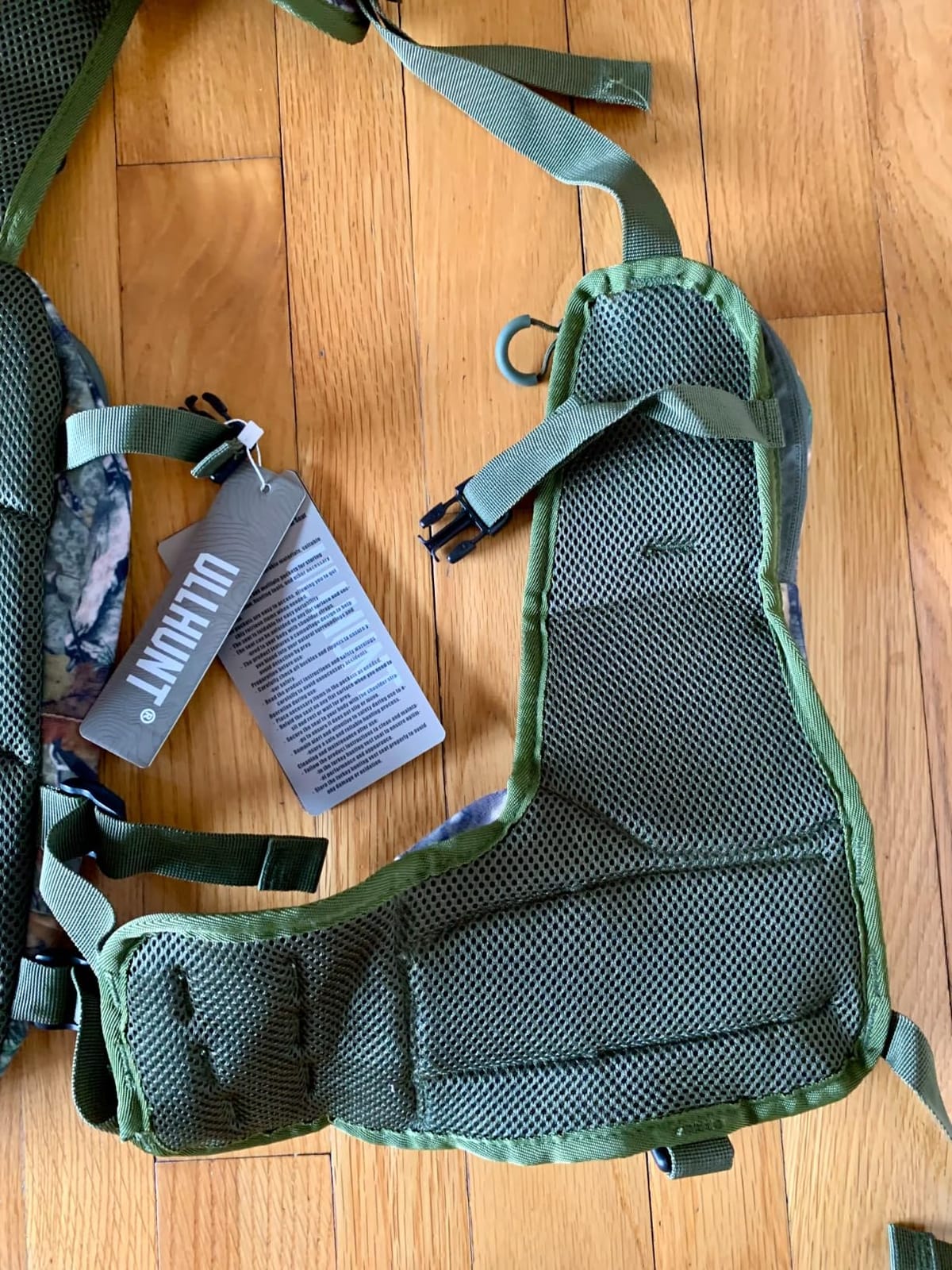 QOGIR Turkey Vest for Hunting with Seat Cushion: Comfortable Turkey Hunting Vest, Adjustable Turkey Vest with Game Pouch customer photo 2