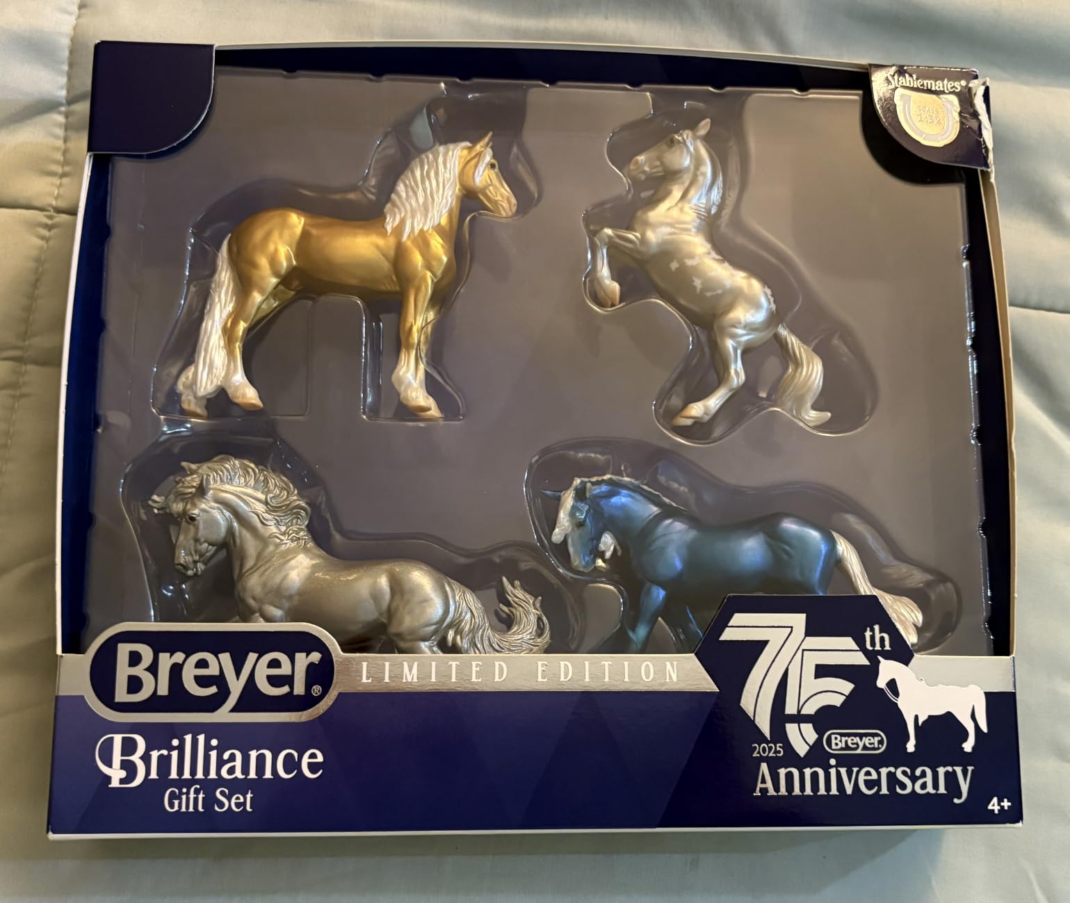 Breyer Brilliance Gift Set 75th Anniversary Limited Edition B-SM-10257, Multicolor customer photo 1