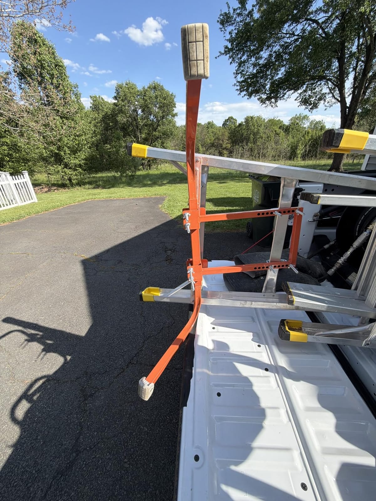 Ladder Stabilizer, Extended Ladder Stabilizer Accessory for Roof Gutter & Wall, Ladder Stand-Off 450 lbs Heavy Duty Steel Wing Span/Wall Ladder Standoff with Non-Slip Rubber Bottom Pad customer photo 2