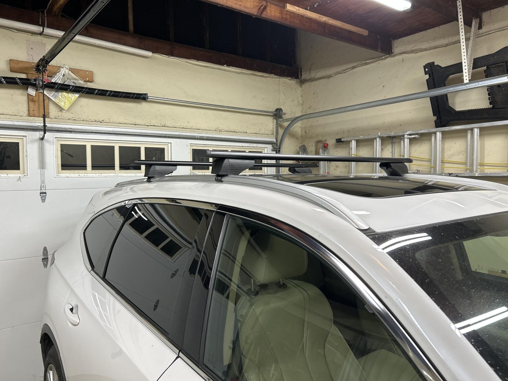 ERKUL Roof Rack Cross Bars for Kia Seltos 2021-2026 | Aluminum Crossbars with Anti Theft Lock for Rooftop | Compatible with Flush Rails - Black customer photo 1