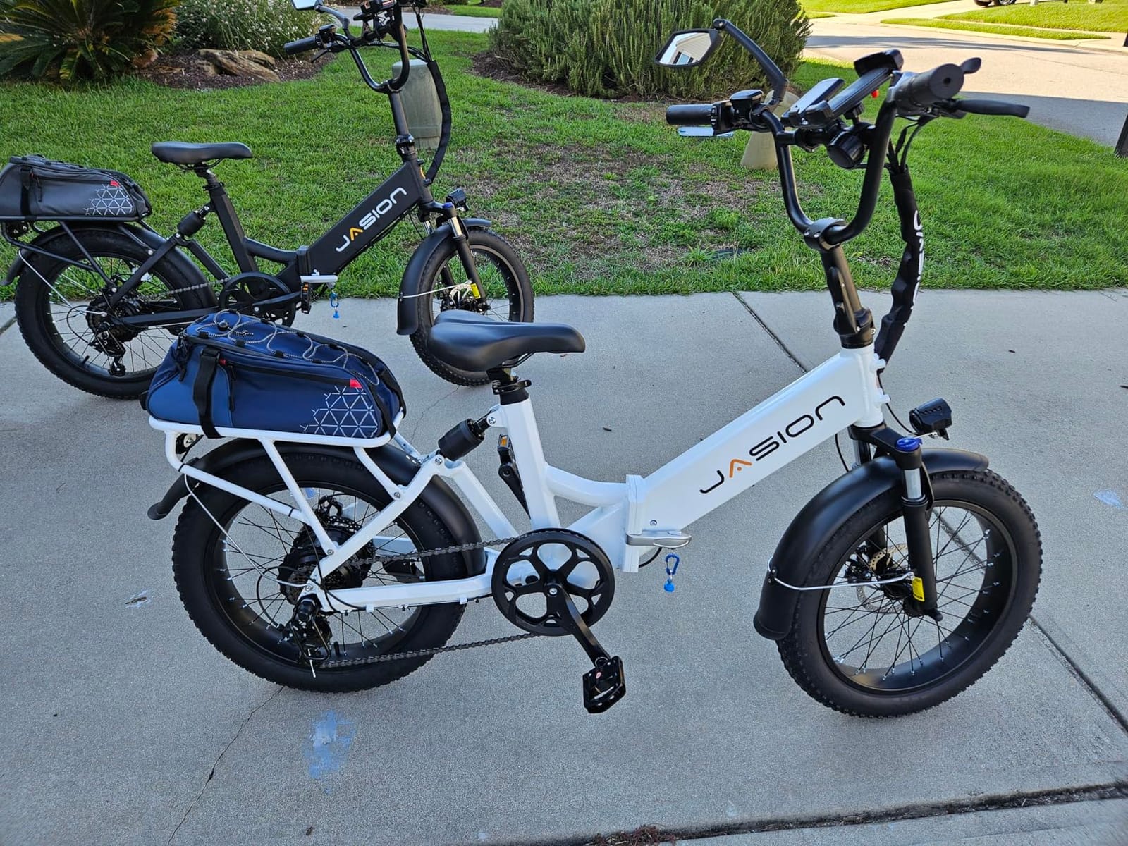 Jasion EB6 Foldable Electric Bike for Adults, 1200W Peak Motor 25 MPH EBike customer photo 2