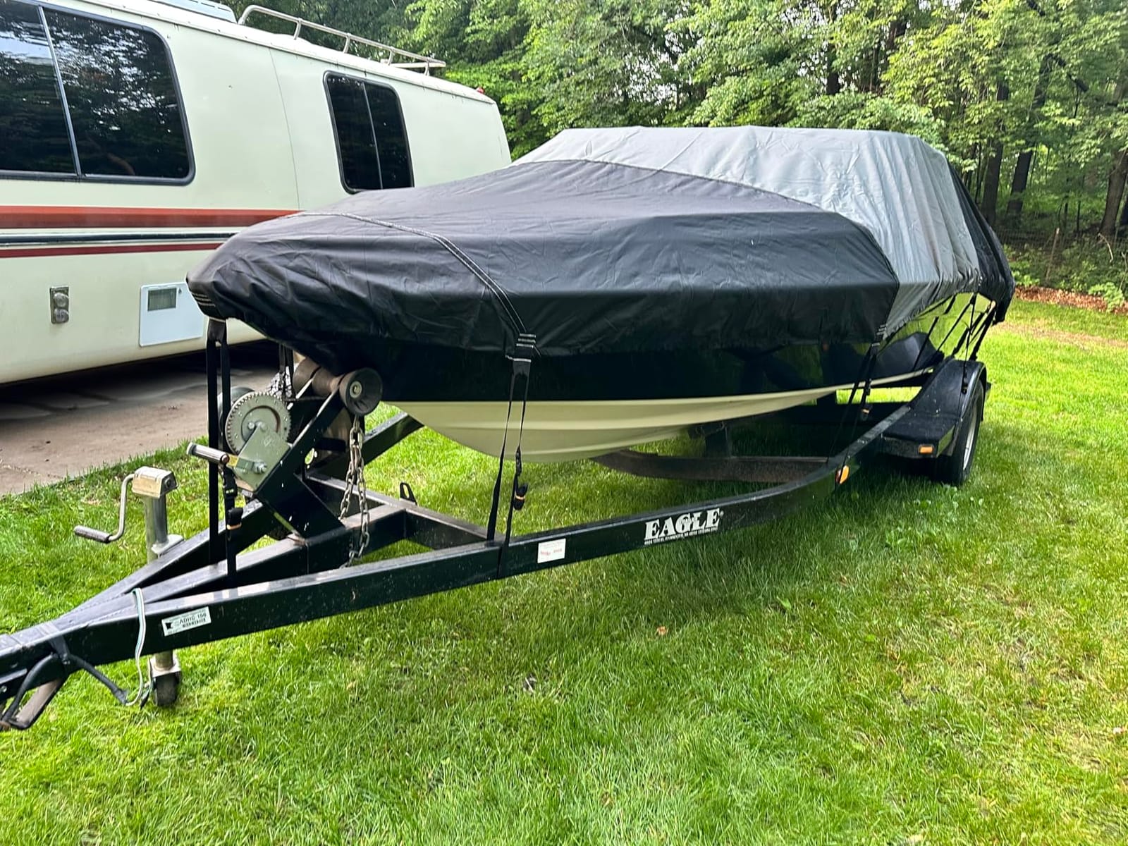 1600D+1200D V-Hull Boat Cover with 2