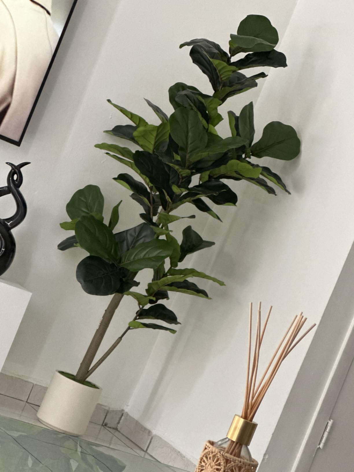 VIVATREES 5FT Fiddle Leaf Fig Artificial Tree with White Planter Pot, Faux Floor Plant, Indoor and Outdoor Fake Plants for Home Office Decor customer photo 2