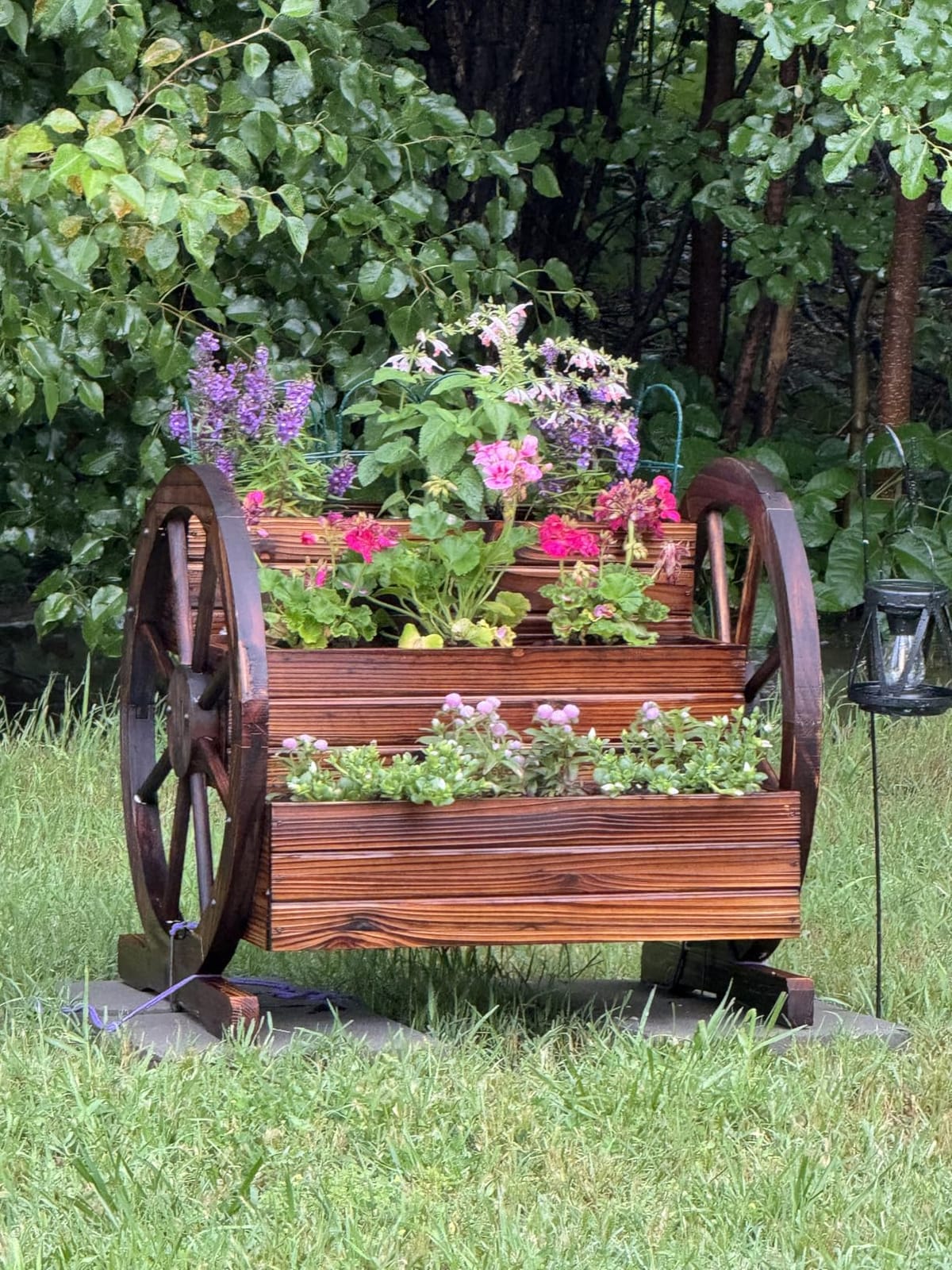 Outsunny 7.3 x 3.4 x 2 ft Galvanized Raised Garden Bed with Cover Green customer photo 1