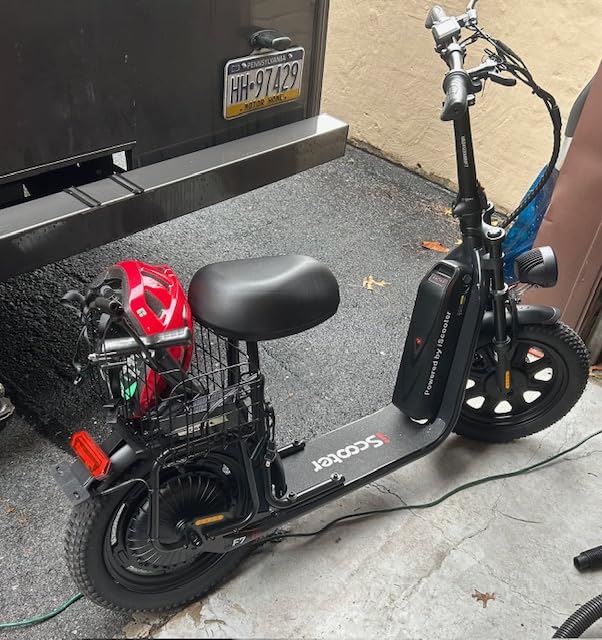 iScooter Electric Scooter for Adults, 1000W/1500W Motor customer photo 1
